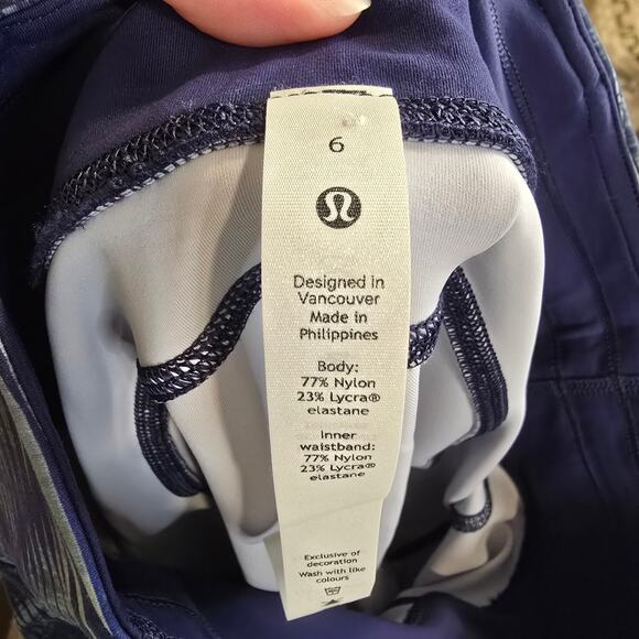 Women's Lululemon Invigorate High-Rise Short 8" Biker Athletic Shorts | Size 6 - Picture 10 of 10